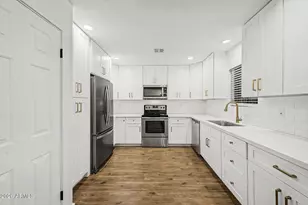 4303 E Cactus Rd, Phoenix, AZ 85032 - Photo 5