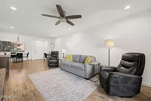 4303 E Cactus Rd, Phoenix, AZ 85032 - Photo 3