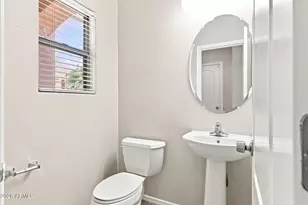 18562 W Legend Dr, Surprise, AZ 85374 - Photo 21