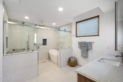 7306 N Brookview Way, Paradise Valley, AZ 85253 - Photo 17
