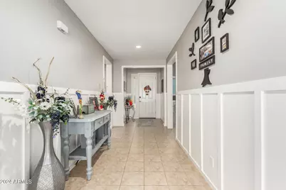550 W Tallula Trail, San Tan Valley, AZ 85140 - Photo 7