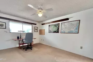 10527 W Prairie Hills Cir, Sun City, AZ 85351 - Photo 11