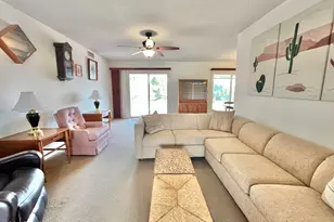 10527 W Prairie Hills Cir, Sun City, AZ 85351 - Photo 7