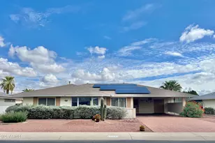10527 W Prairie Hills Cir, Sun City, AZ 85351 - Photo 1