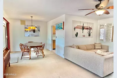 10527 W Prairie Hills Circle, Sun City, AZ 85351 - Photo 9