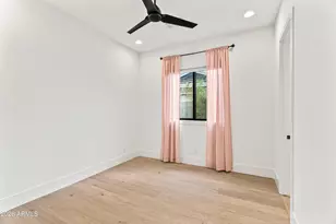 5513 E Verde Ln, Phoenix, AZ 85018 - Photo 15