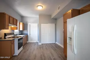 139 N 11th Ave, Phoenix, AZ 85007 - Photo 3