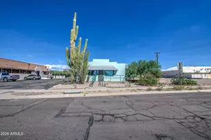 275 N Plaza Dr, Apache Junction, AZ 85120 - Photo 1