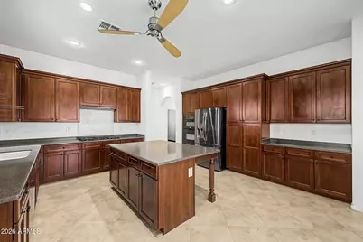 2416 W Kachina Trail, Phoenix, AZ 85041 - Photo 15