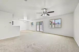 6135 E Paradise Ln, Florence, AZ 85132 - Photo 11