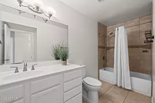 5009 E Laurel Ln, Scottsdale, AZ 85254 - Photo 15