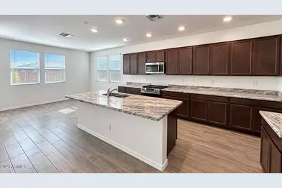 17745 W Southgate Avenue, Goodyear, AZ 85338 - Photo 5