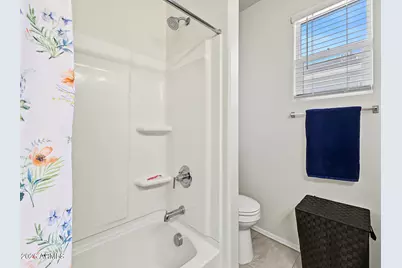 18641 W Desert Hollow Drive, Wittmann, AZ 85361 - Photo 21