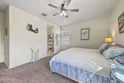 18641 W Desert Hollow Drive, Wittmann, AZ 85361 - Photo 13