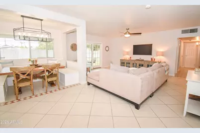 6219 N 11th Avenue, Phoenix, AZ 85013 - Photo 7