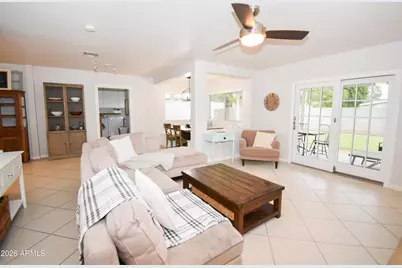 6219 N 11th Avenue, Phoenix, AZ 85013 - Photo 9