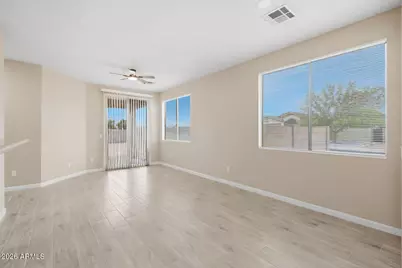 6537 S 15th Drive, Phoenix, AZ 85041 - Photo 7