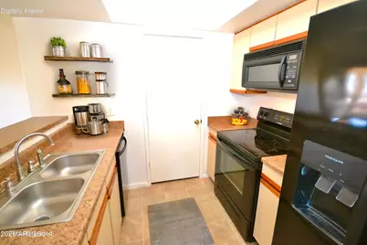 1333 E Morten Avenue #210, Phoenix, AZ 85020 - Photo 17