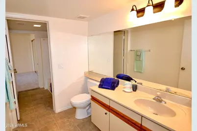 1333 E Morten Avenue #210, Phoenix, AZ 85020 - Photo 11