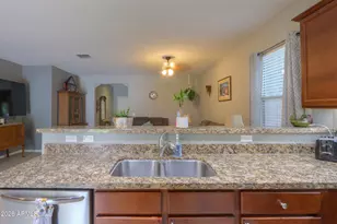 39937 W Pryor Ln, Maricopa, AZ 85138 - Photo 11