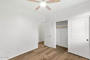 4224 E Cherry Hills Dr, Chandler, AZ 85249 - Photo 9