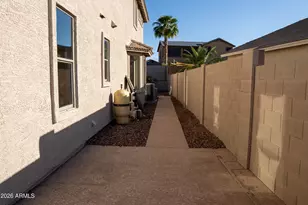 25814 W Magnolia St, Buckeye, AZ 85326 - Photo 45