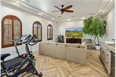 14402 N Medinan Drive, Phoenix, AZ 85022 - Photo 13