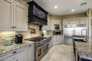 14402 N Medinan Dr, Phoenix, AZ 85022 - Photo 5