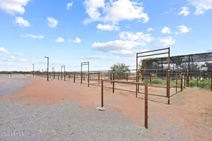 51504 W Donald Rd, Aguila, AZ 85320 - Photo 9