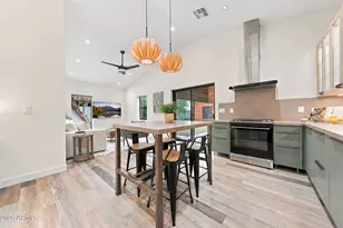 358 E Whitton Ave, Phoenix, AZ 85012 - Photo 9