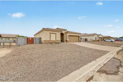 12533 W Cabrillo Drive, Arizona City, AZ 85123 - Photo 3