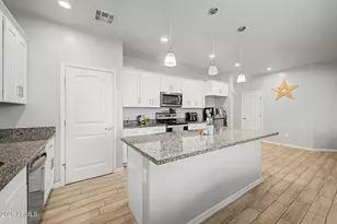 12533 W Cabrillo Dr, Arizona City, AZ 85123 - Photo 13