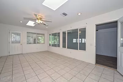 11646 N 105th Avenue, Sun City, AZ 85351 - Photo 9