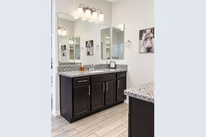 8365 S 165th Avenue, Goodyear, AZ 85338 - Photo 13