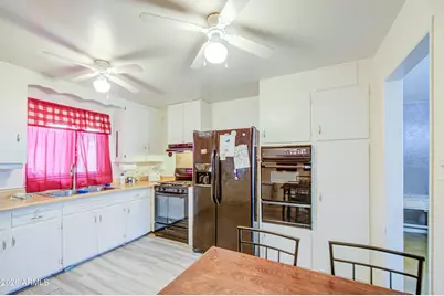 740 E Desert Avenue, Apache Junction, AZ 85119 - Photo 15