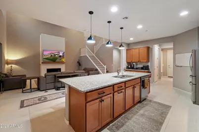 27165 N 71st Lane, Peoria, AZ 85383 - Photo 11