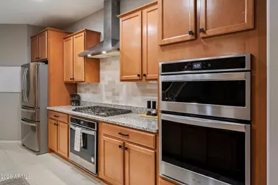 27165 N 71st Lane, Peoria, AZ 85383 - Photo 13