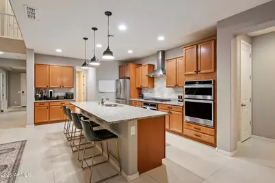 27165 N 71st Lane, Peoria, AZ 85383 - Photo 9