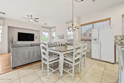25705 N 68th Lane, Peoria, AZ 85383 - Photo 15