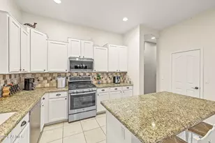 25705 N 68th Ln, Peoria, AZ 85383 - Photo 17