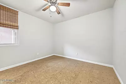 25705 N 68th Lane, Peoria, AZ 85383 - Photo 23