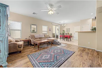 1385 S Joshua Tree Lane, Gilbert, AZ 85296 - Photo 5