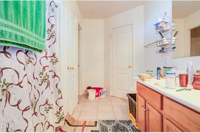 9133 W Virginia Avenue, Phoenix, AZ 85037 - Photo 23