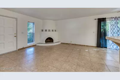 10408 N 11th Street #2, Phoenix, AZ 85020 - Photo 5
