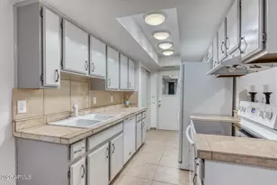 10408 North 11th St, Phoenix, AZ 85020 - Photo 7