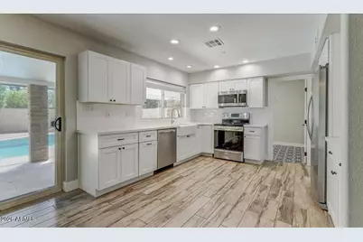 8637 E Camelback Road, Scottsdale, AZ 85251 - Photo 19