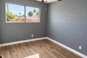 2551 W Berridge Ln, Phoenix, AZ 85017 - Photo 15