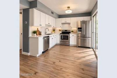 2551 W Berridge Lane #D6, Phoenix, AZ 85017 - Photo 5