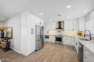 1813 W Earll Dr, Phoenix, AZ 85015 - Photo 5