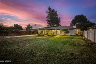 1813 W Earll Dr, Phoenix, AZ 85015 - Photo 45